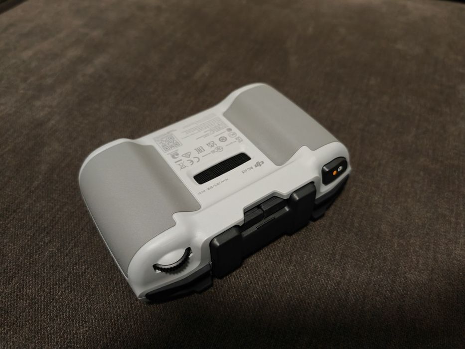 Dji Neo Fly More Combo com 3 baterias + DJI Care refresh 2 anos