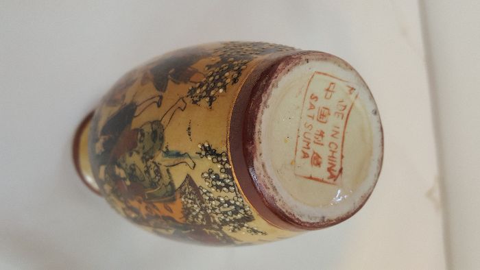 Wazon chińska porcelana Satsuma ręcznie malowa 16 cm