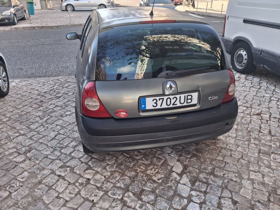 Vendo Renault clio em bom estado