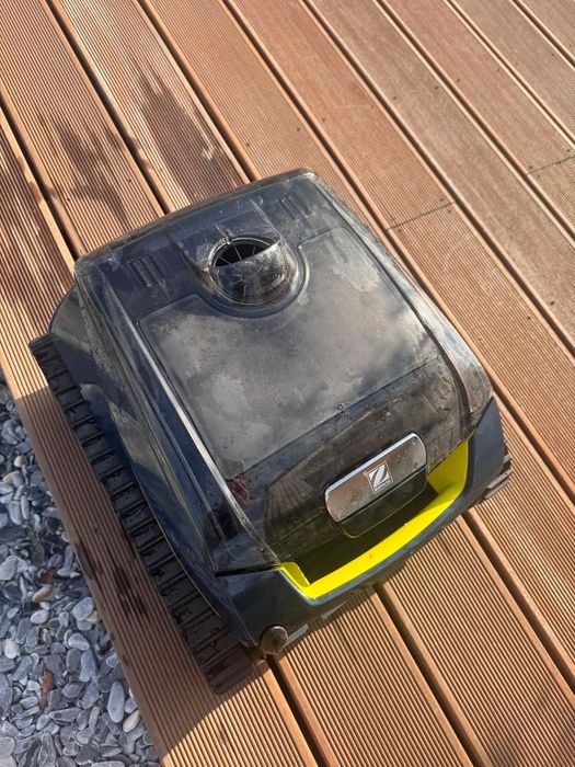 Robot czyszczący do basenu ZODIAC RF 5400 iQ bezprzewodowy