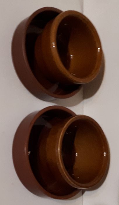 Бокалы, стаканы,кружки, тарелки и т.д. разное кухонное.