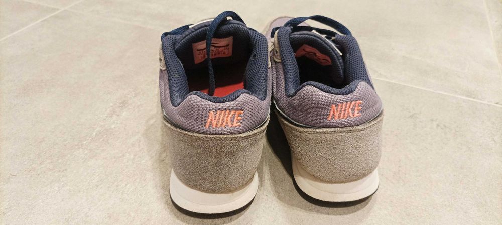 Buty sportowe Nike MD Runner 2 rozm. 38