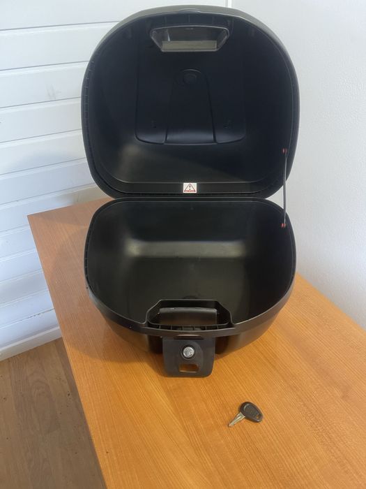 Baú de Mota Kappa K30NT 30L Monolock – Como Novo!