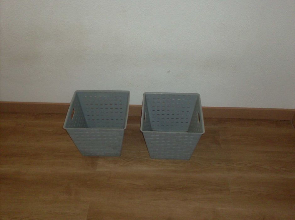Paper Basket.64751072382465123