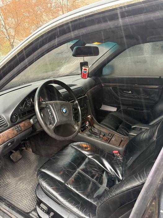 Продам BMW E38 1996 года