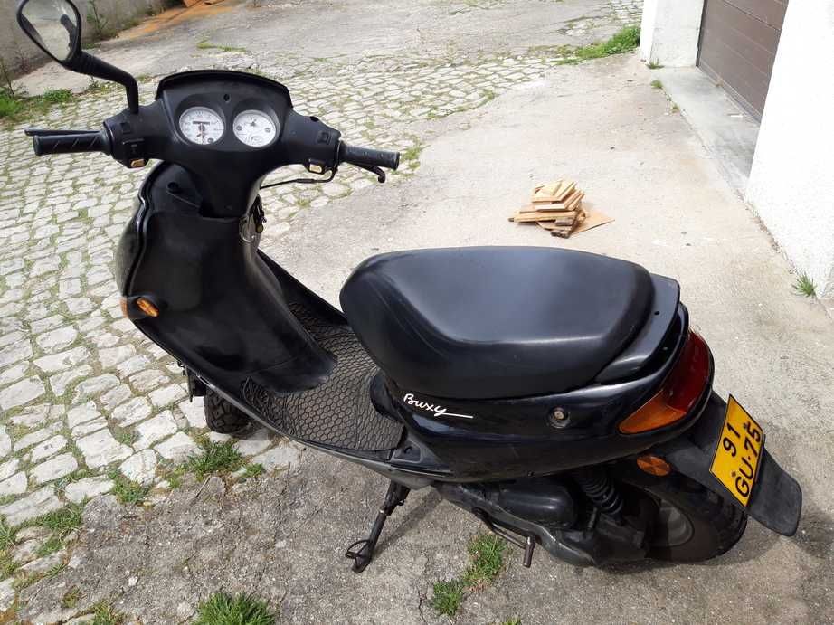 Scooter/mota Peugeot Buxy a bom preco