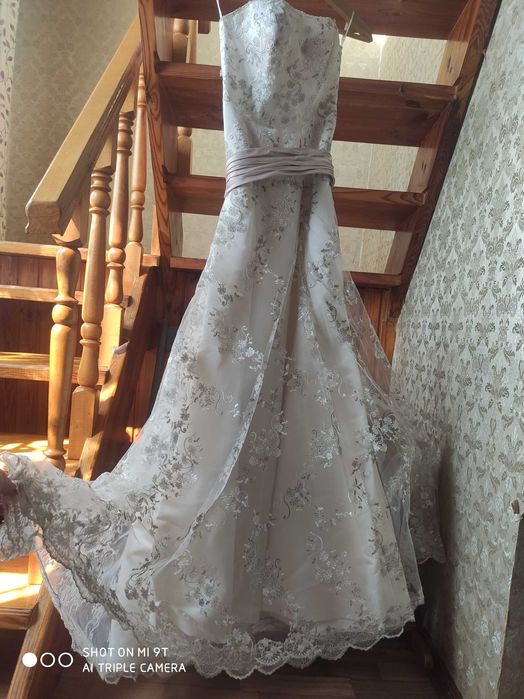 Сукня на весілля, випускний розмір С-М