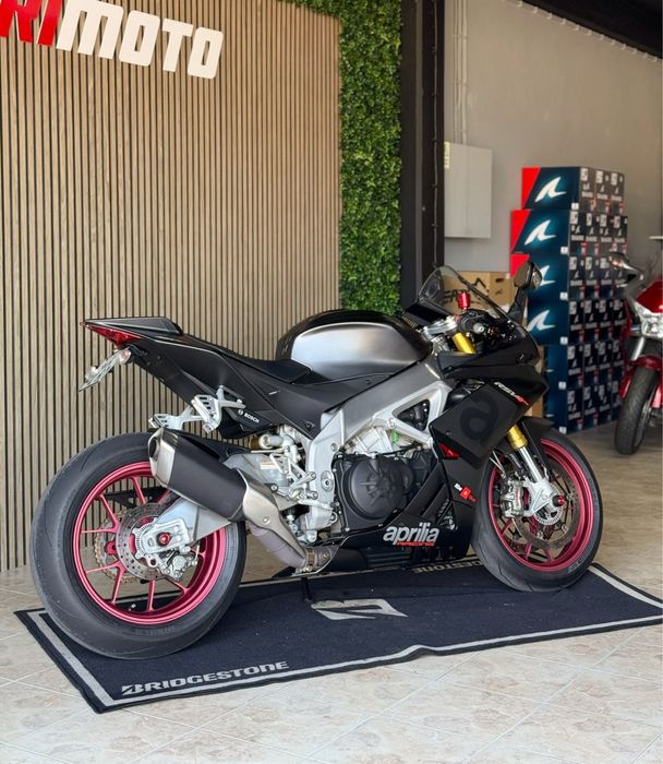 Aprilia RSV4 RR Nacional