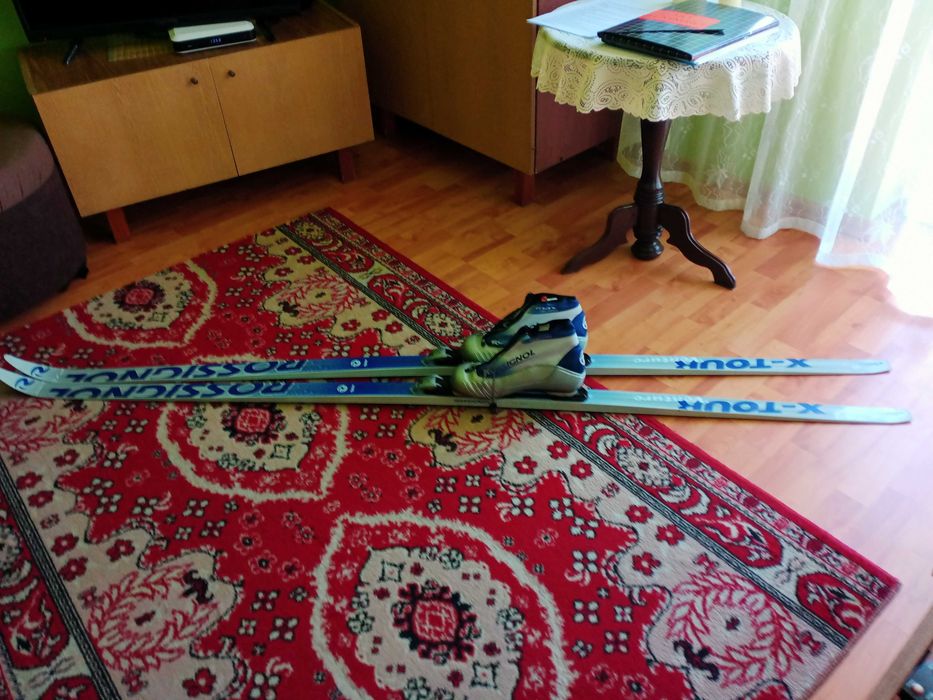 Sprzedam narty biegowe