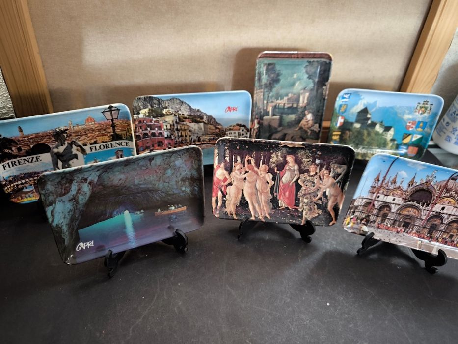 Travessas em plástico decorativa