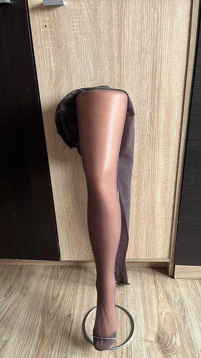 Nr 5 Duże rajstopy.