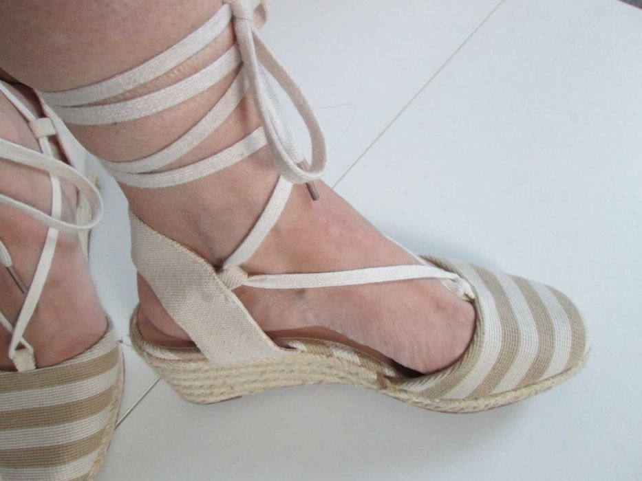 Dunnes Stores Buty letnie sandały espadryle wiązane beżowe 38 jak NOWE