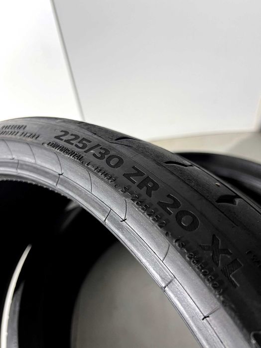 Pneus Continental Sport Contact 7 - 225/30/20 - Como NOVOS