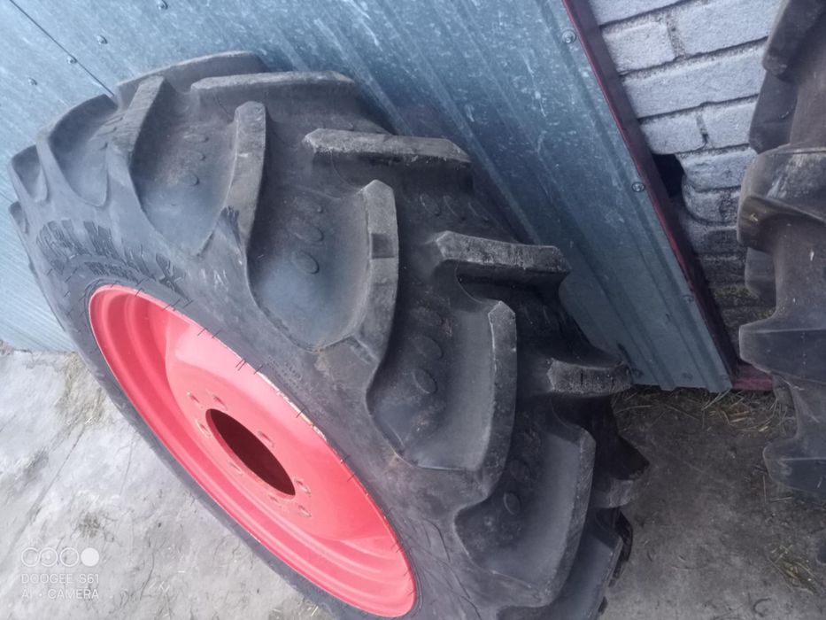 Koła wąskie Claas 320/85R28 + 300/95R42 – stan idealny!