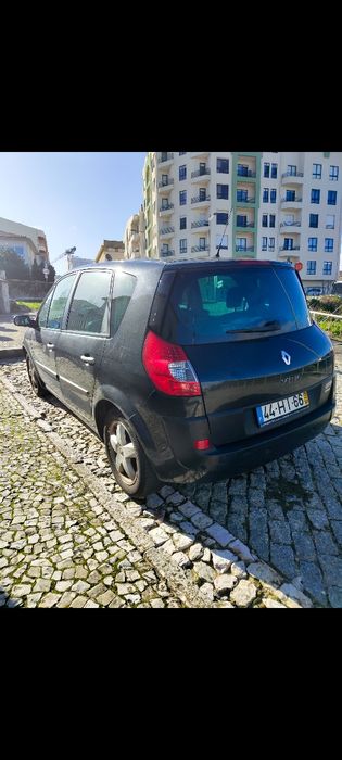Renault Scenic II 1.5 dCi 2009 com 158000 kms