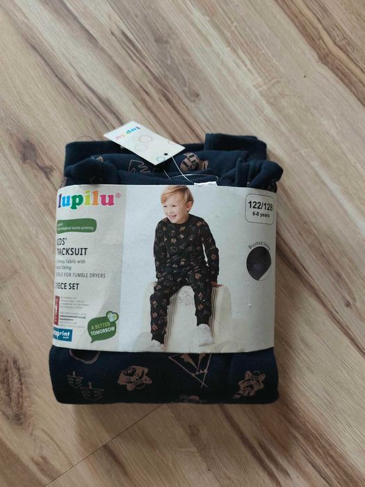 Dres chłopięcy rozmiar 122/128 Lupilu