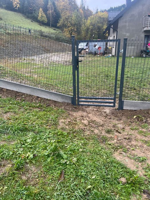 Montaż.Ogrodzenie Panelowe 40 ZŁ