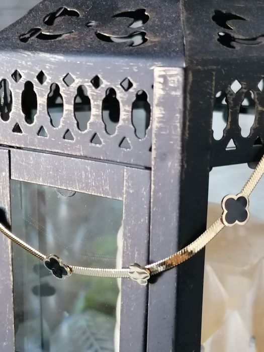 Naszyjnik żmijka koniczynki Van Cleef stal 316L firmy Aisadi.