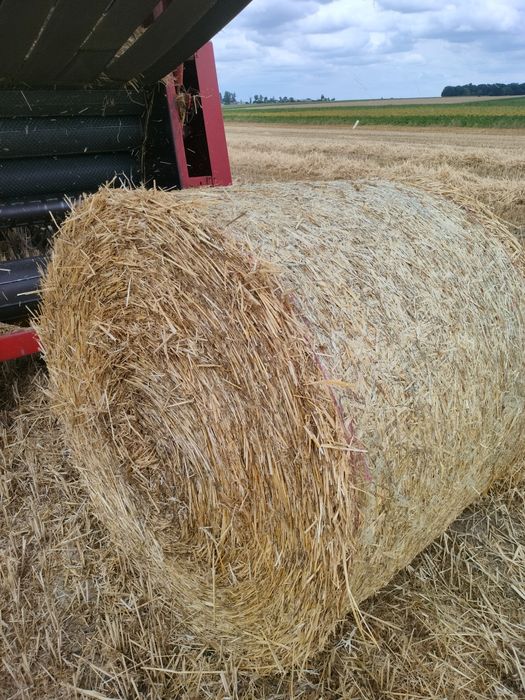 Prasa New Holland 640