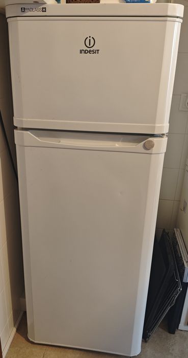 Frigorífico Indesit