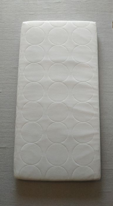Colchão IKEA de espuma para berço 60 X 120 cm
