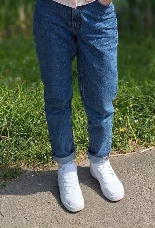 Джинси мом, Reserved