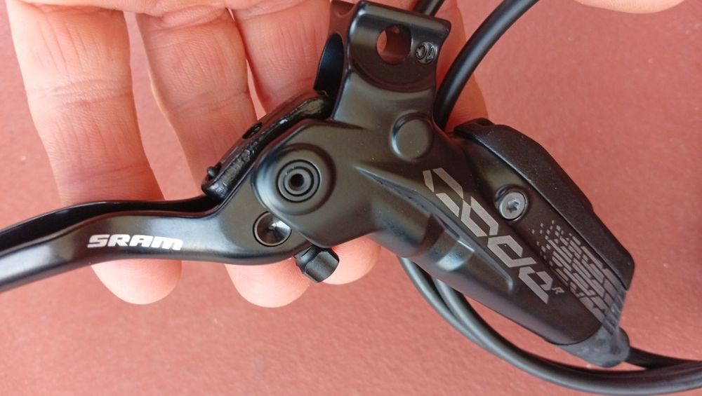 Hamulce tarczowe Sram code  nowe  tył