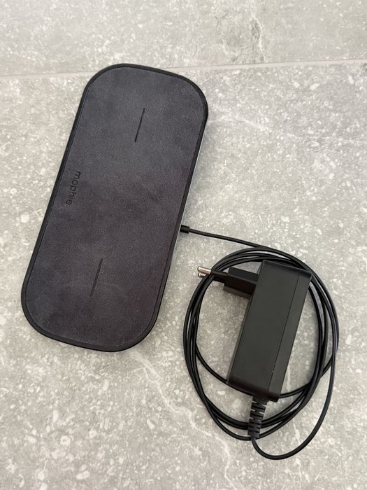 Podwójna ładowarka indukcyjna Mophie