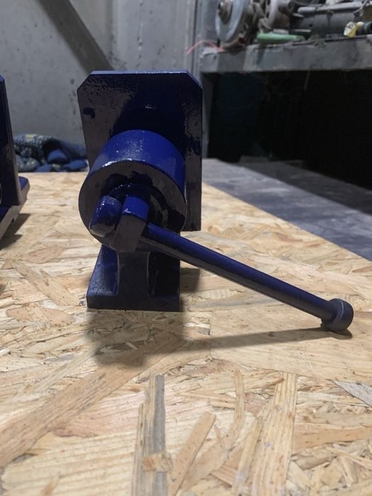 Продам Струбцини