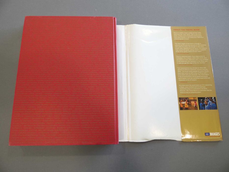 Livro The Travel Book