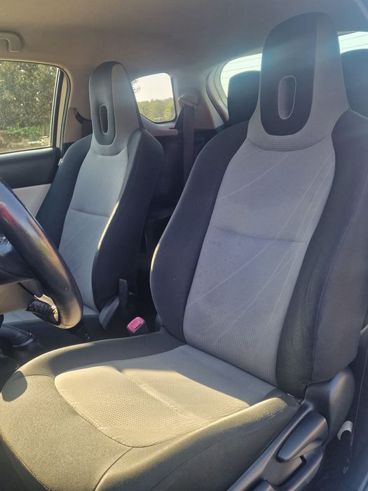 Toyota IQ 1.0 Vvti  4 Lugares Ultima Geração 2014  Poucos Km