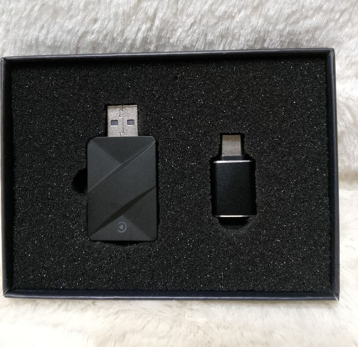 Bezprzewodowy adapter CarPlay i Android 2 w 1