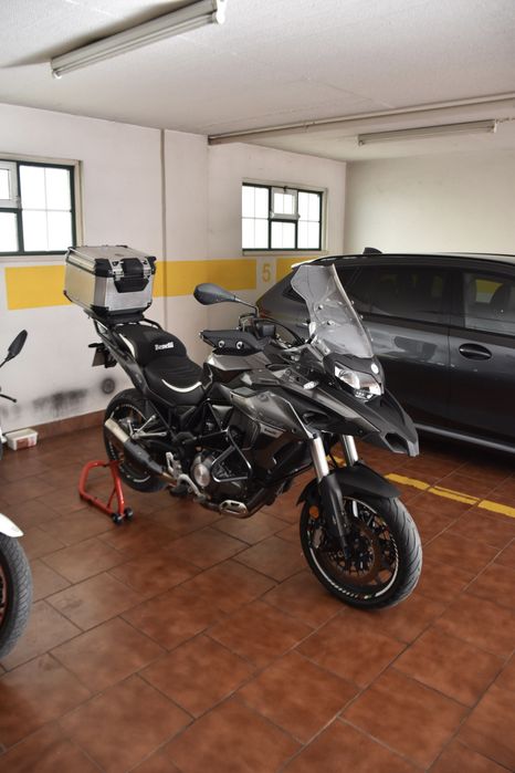 Benelli trk 502 impecável