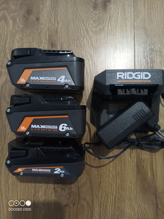 Ridgid 18V акумуляторні батареї, АКБ, зарядні пристрої