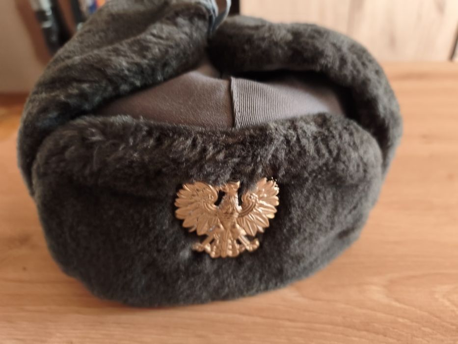 Milicja Czapka zimowa MO 83r PRL