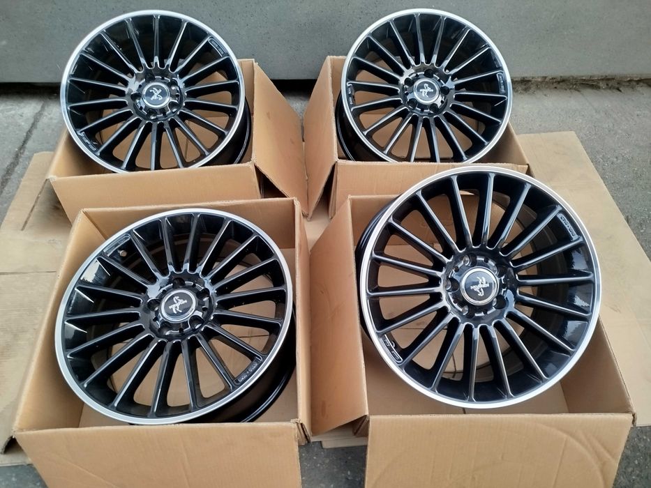 A525# Alufelgi Nowe 18" 5x112 8j et 30 Vw Passat Golf Tiguan Scirocco.