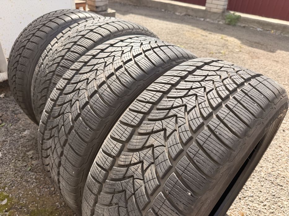 Зимові шини Debica Frigo HP2 245/45 R18 100V XL Чудовий стан