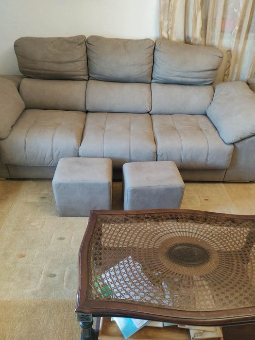 Sofá Modular Extensível Bege + Pouf Grande + 2 Pufs Pequenos (Excelente Estado)