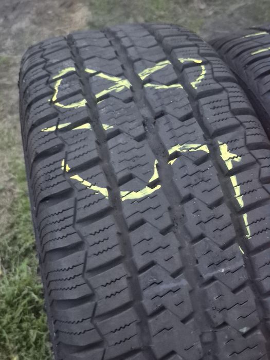 Opona całoroczna Continental 225/75r16c  1szt 8.5mm+Gratis