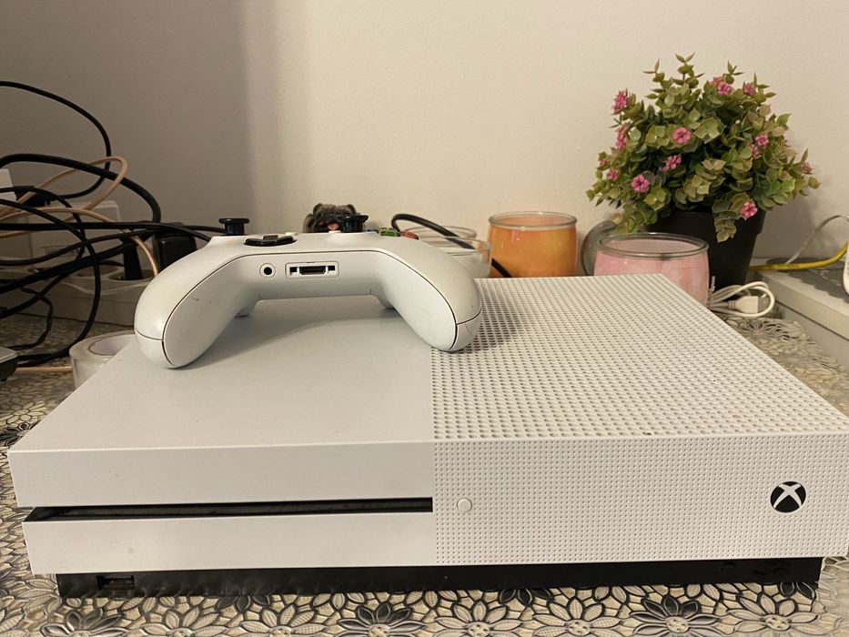 Sprzedam Xbox One 512GB