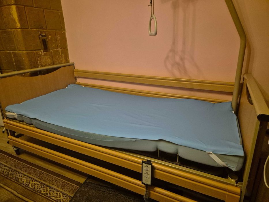 Łóżko rehabilitacyjne elektryczne