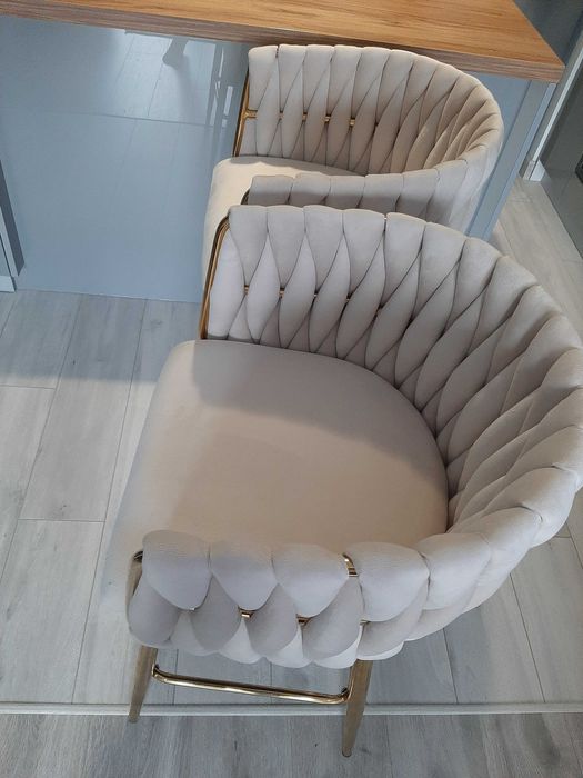 Eleganckie hokery 300 za komplet