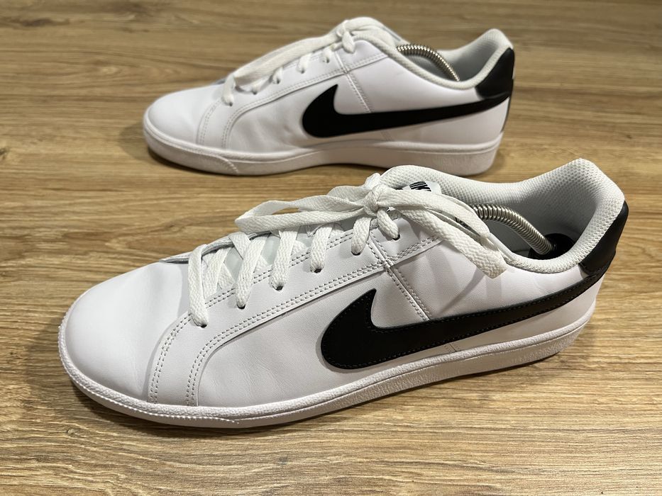 Кросівки Nike Court Royale 2 Стан нових.  Розмір 45(29 см.)