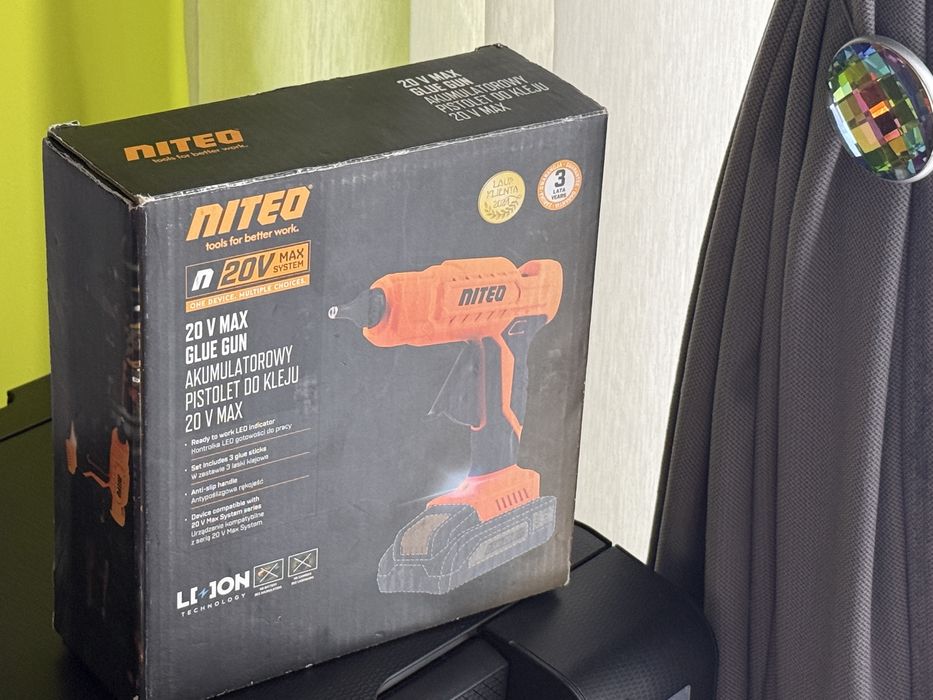 Akumulatorowy pistolet do kleju Niteo, nowy, Wrocław