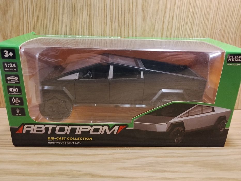 Модель Tesla Cybertruck 1:24 Автопром металл свет звук инерция Тесла