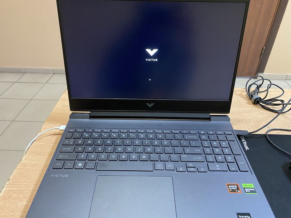 Hp victus игровой