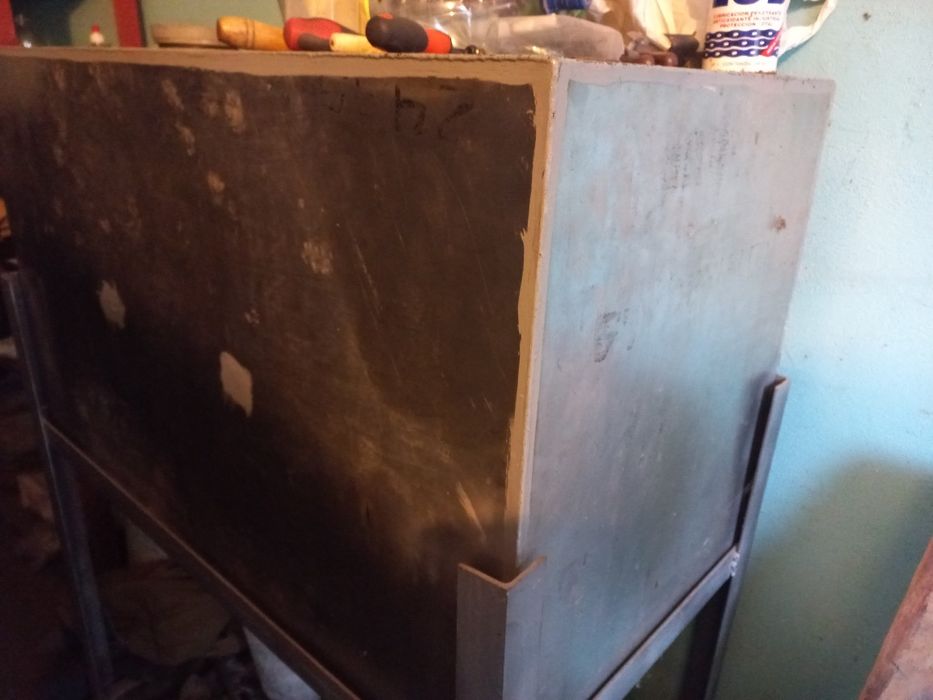 Бак с нержавейки   с подставкой! 250 л