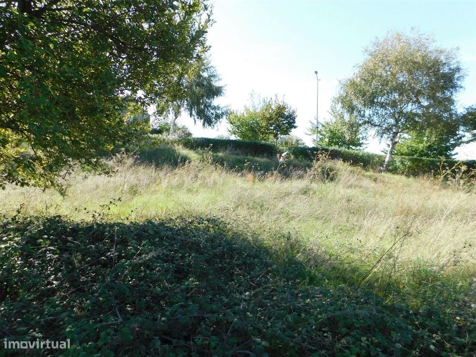 Land for Construction / Gouveia, Gouveia