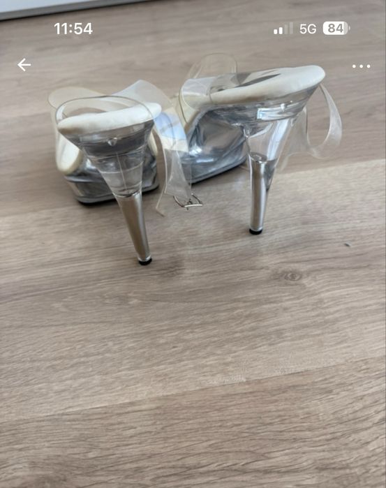 Sandália/ sapato competição