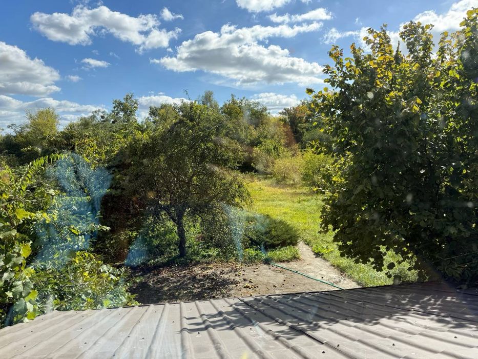 Будинок в Копилові з ремонтом, басейном, гаражем, 25 соток!